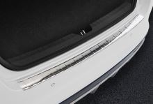 Ochranná lišta hrany kufru Kia Optima 2015- (sedan, matná) (2)