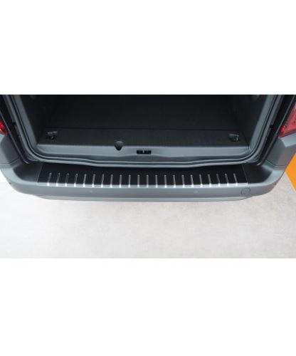 Ochranná lišta hrany kufru Citroen Berlingo 2018- (carbon)