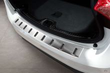 Zesílená ochranná lišta hrany kufru Volvo V60 2010-2018 (2)