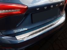Ochranná lišta hrany kufru Ford Focus 2018-2025 (combi, matná) (2)