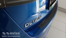 Ochranná lišta hrany kufru Škoda Octavia IV. 2020- (liftback, tmavá) (4)