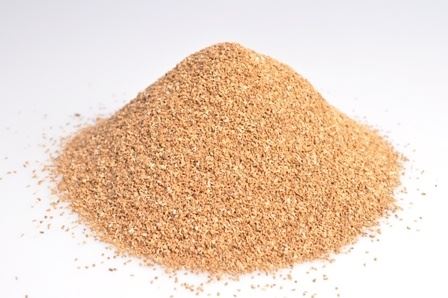 Ořechové skořápky 400 - 800 um - 25 kg