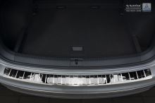 Ochranná lišta hrany kufru VW Tiguan 2017-2023 (chrom) (4)