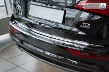 Ochranná lišta hrany kufru Audi Q5 2008-2017 (chrom) (2)
