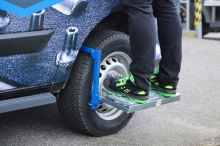 Sklopné stupátko na kolo | nastavitelné | pro malé dodávky a vozy s pohonem 4×4 - BGS 7100 (1)