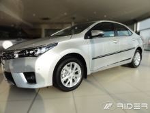 Boční ochranné lišty Toyota Corolla 2013-2018 (sedan) (1)