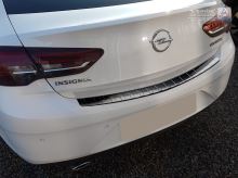 Ochranná lišta hrany kufru Opel Insignia B 2017- (GS liftback, tmavá, matná) (2)