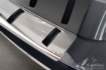Zesílená ochranná lišta hrany kufru Mercedes C-Class 2014-2021 (combi, matná) (3)