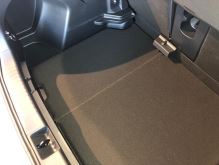 Gumová vana do kufru Toyota Yaris 2020- (dolní dno) (4)