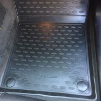 Gumové autokoberce BMW X3 2004-2010 (E83) (2)