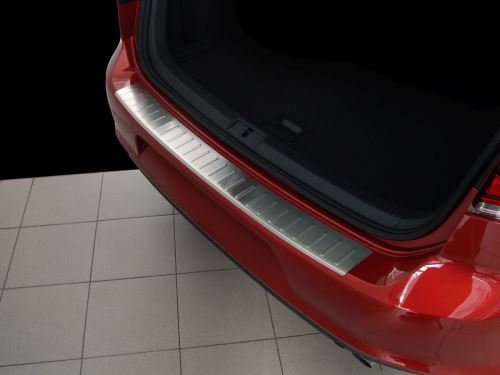 Ochranná lišta hrany kufru VW Golf VII. 2012-2017 (hb)