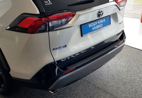 Ochranná lišta hrany kufru Toyota Rav4 2019-2026