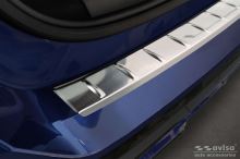 Ochranná lišta hrany kufru BMW X1 2022- (U11, M-paket, matná) (3)