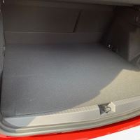 Gumová vana do kufru Dacia Duster 2018-2024 (4x4) (1)