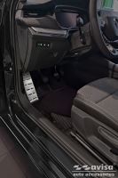 Opěrka nohy do auta Škoda Octavia IV. 2020- (4)